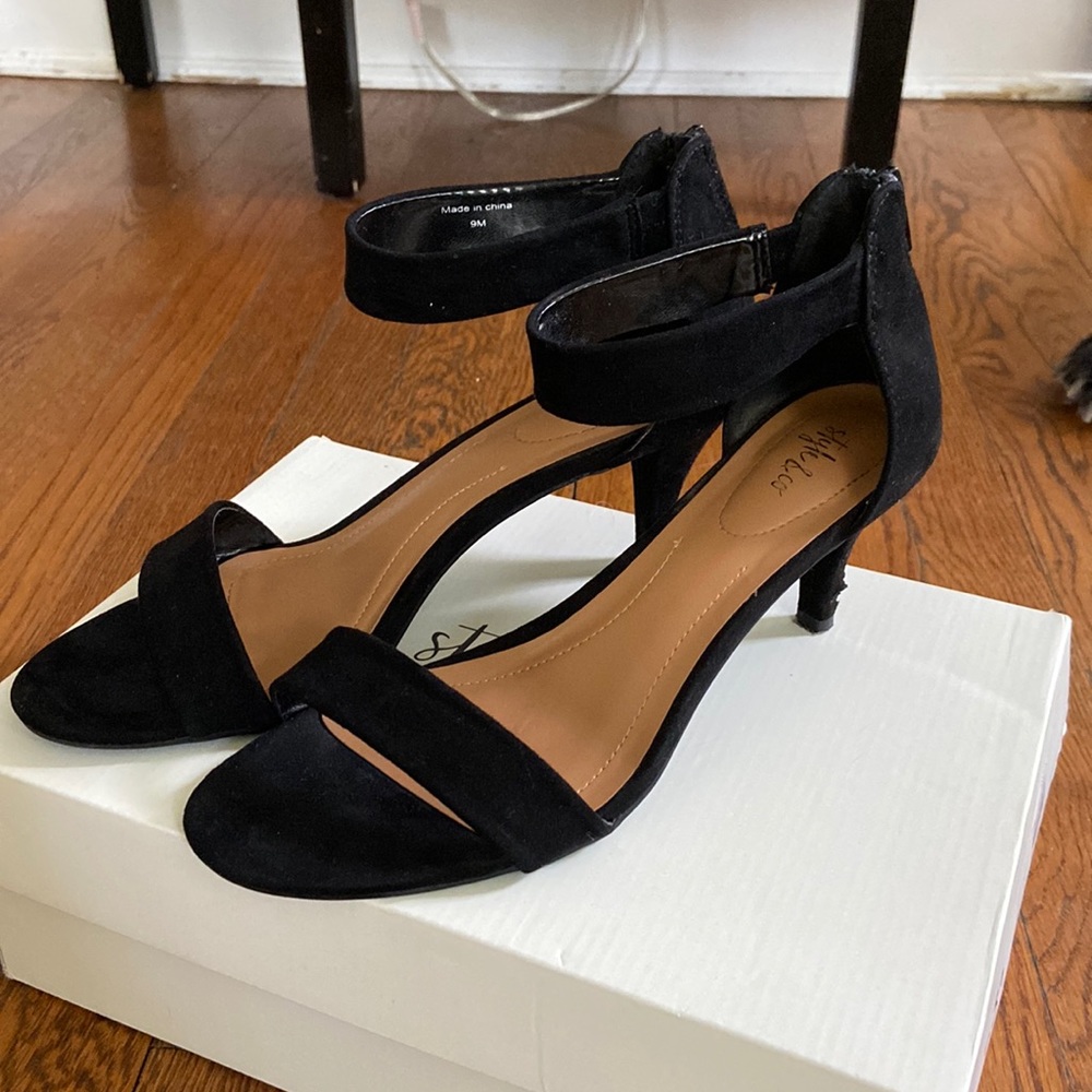 Style & co. black suede strap low heels
